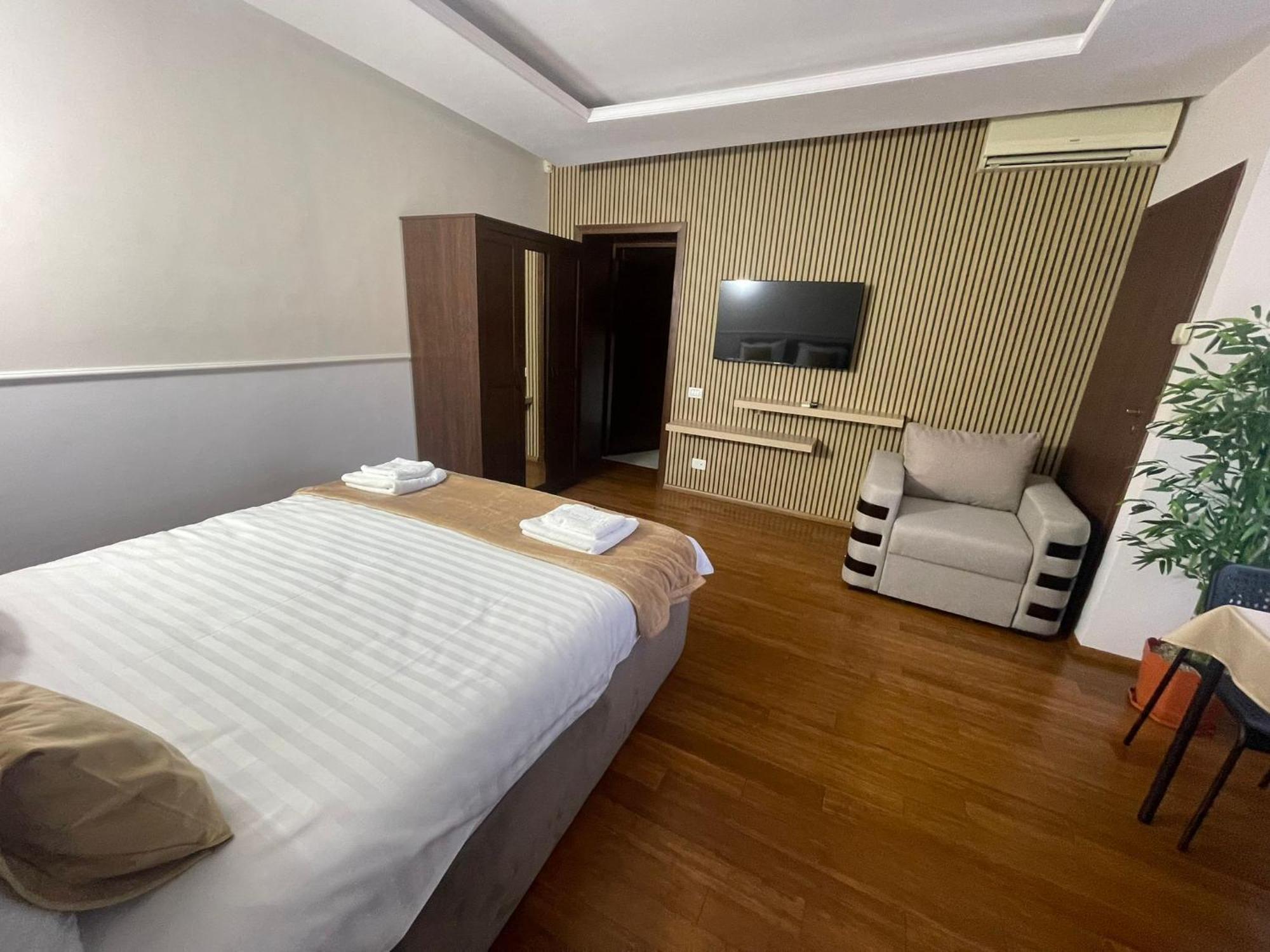 Corbeanca Therme Airport Resort المظهر الخارجي الصورة
