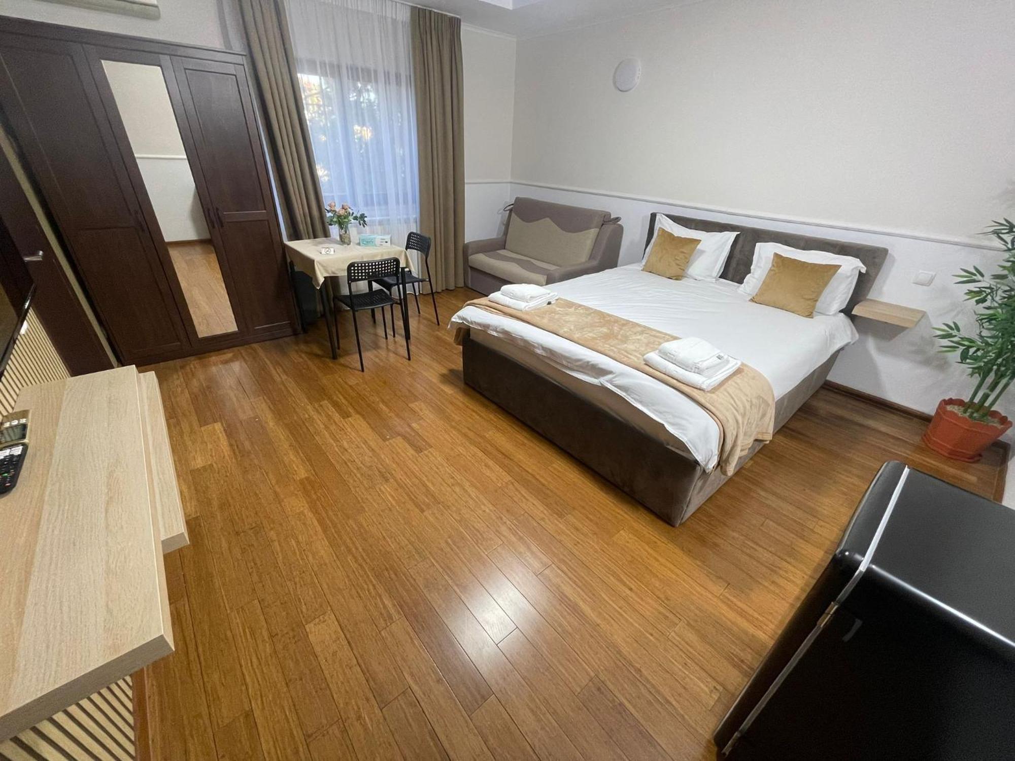 Corbeanca Therme Airport Resort المظهر الخارجي الصورة