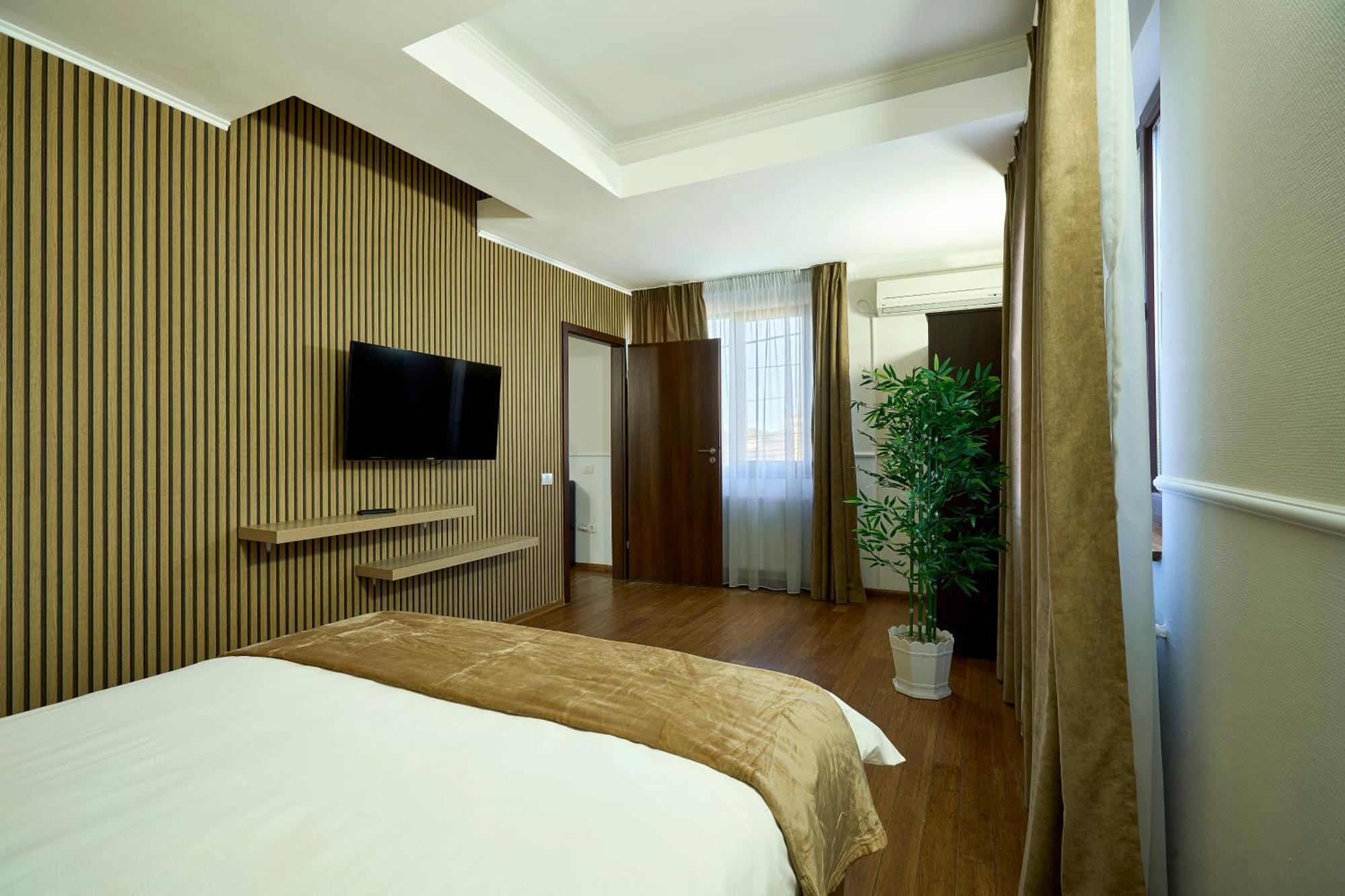Corbeanca Therme Airport Resort المظهر الخارجي الصورة
