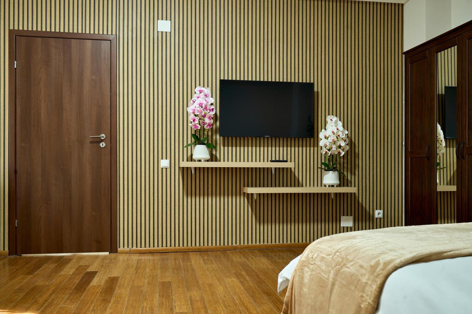 Corbeanca Therme Airport Resort المظهر الخارجي الصورة